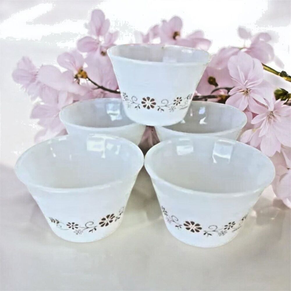 Set of 5 Vintage Dynaware Pyr-O-Rey Custard Cups - Brown Daisy Flower Pattern